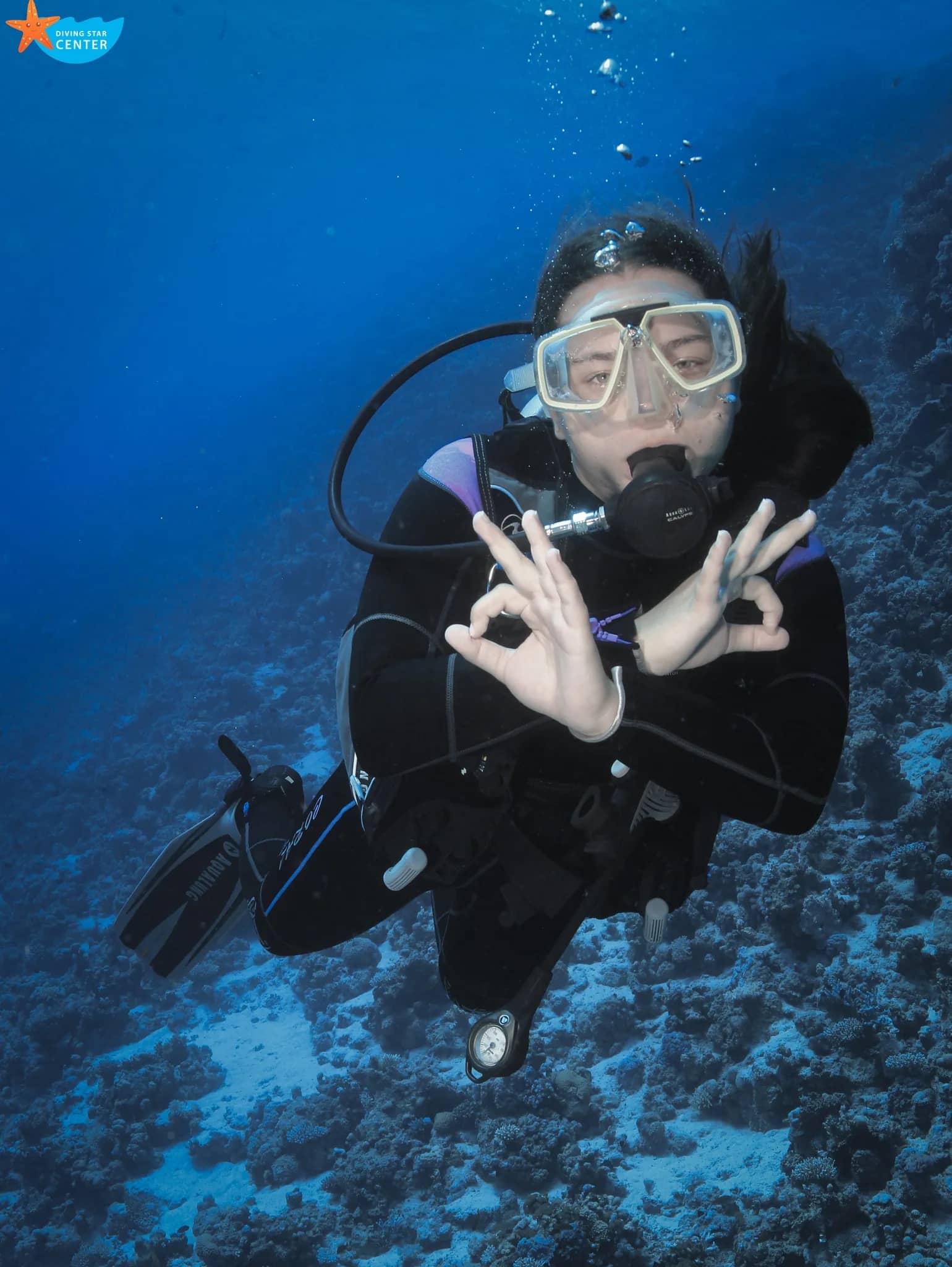 PADI Sidemount Speciality supporting view two