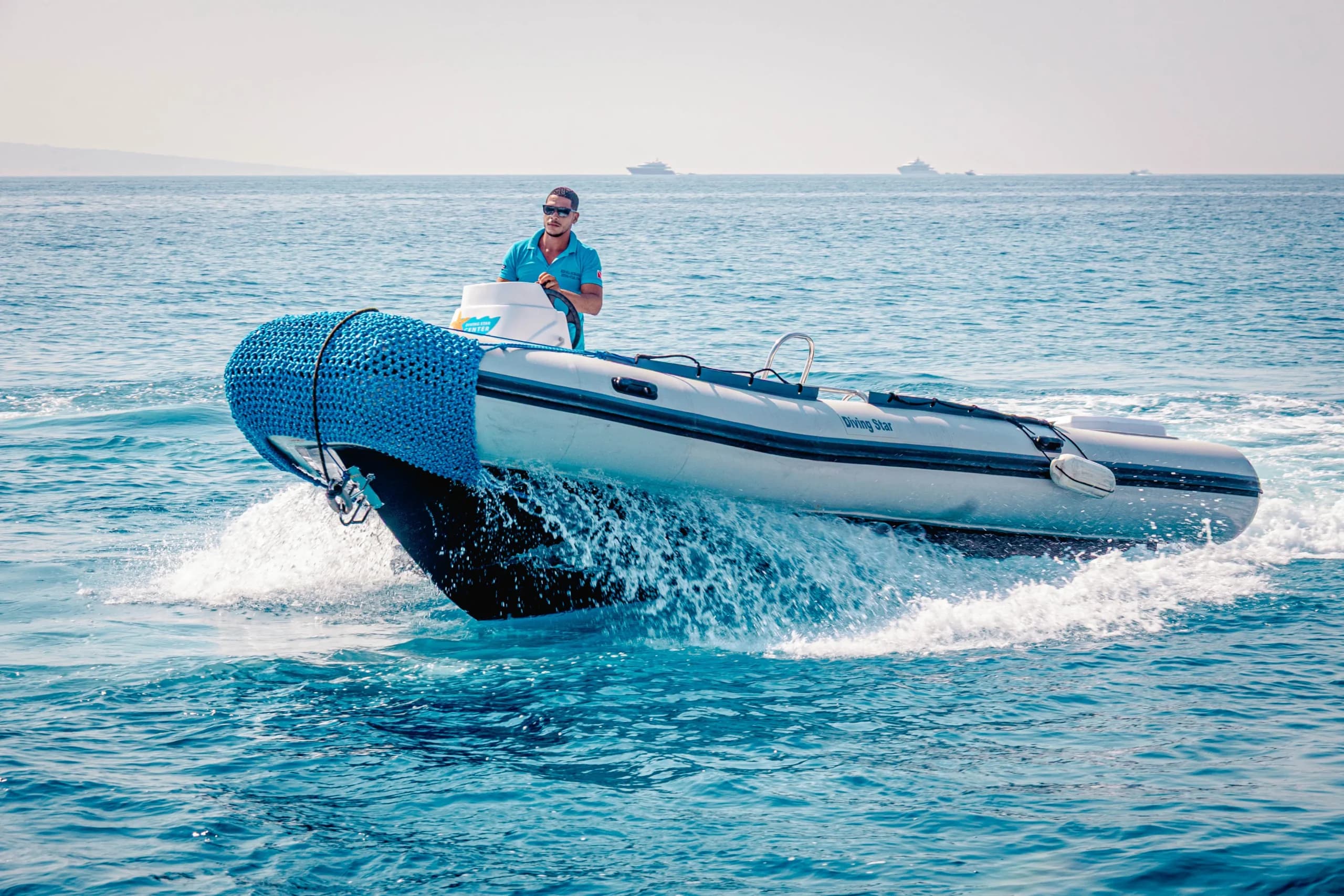 Diving Star speedboat preview 7